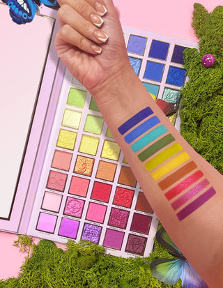 P. Louise AM-PM paletta