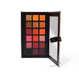 P.Louise Hocus Pocus Regain Focus Halloween szemhéjpúder paletta