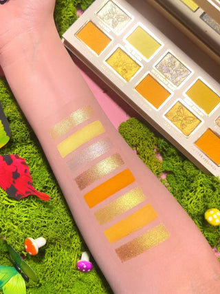 P. Louise You Give Me Butterflies mini szemhéjpúder paletta