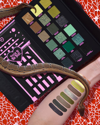 P.Louise Scary Tale Ending Halloween paletta