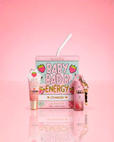 P.Louise Strawberry Baby Bad B Mini Lip Oil & Mini Lip Conditioner rózsaszín alapon
