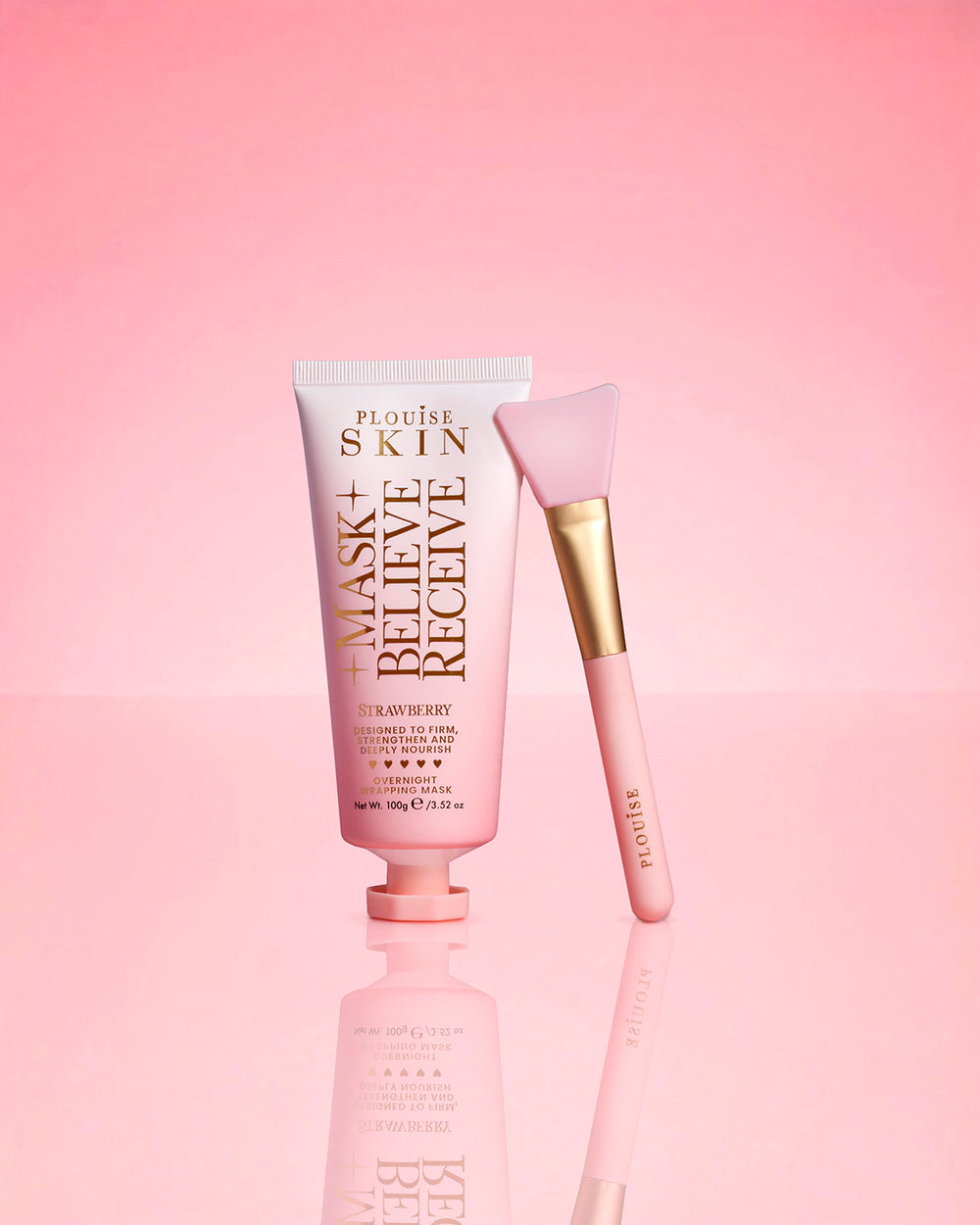 P.Louise Strawberry Overnight Wrapping Mask Mask Believe Receive rózsaszín alapon