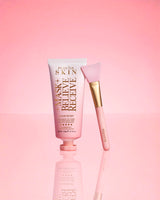 P.Louise Strawberry Overnight Wrapping Mask Mask Believe Receive rózsaszín alapon