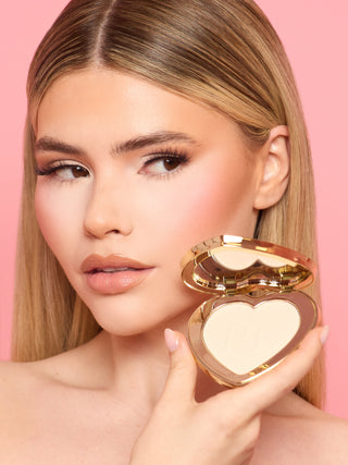 P.Louise szem alatti fényesítő púder