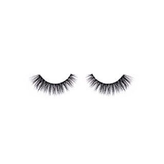 P. Louise Wink és a Wisp Lashes